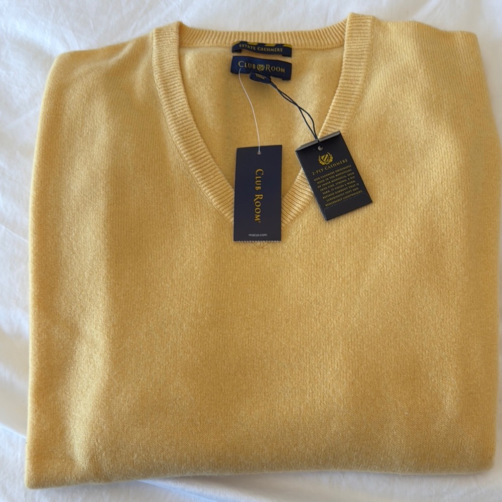 Club room yellow cashmere sweater vneck